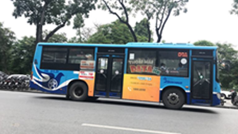 Quảng Cáo Tràn Kính Xe Bus Tại Yên Bái