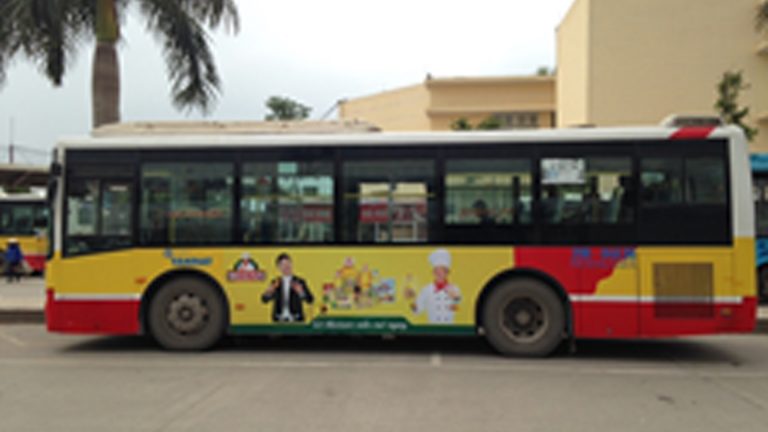 Quảng Cáo Tràn Kính Xe Bus Tại Thái Bình