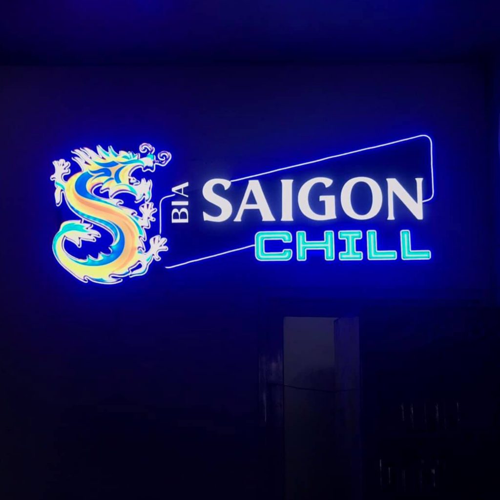 bảng hiệu bia Sài Gòn