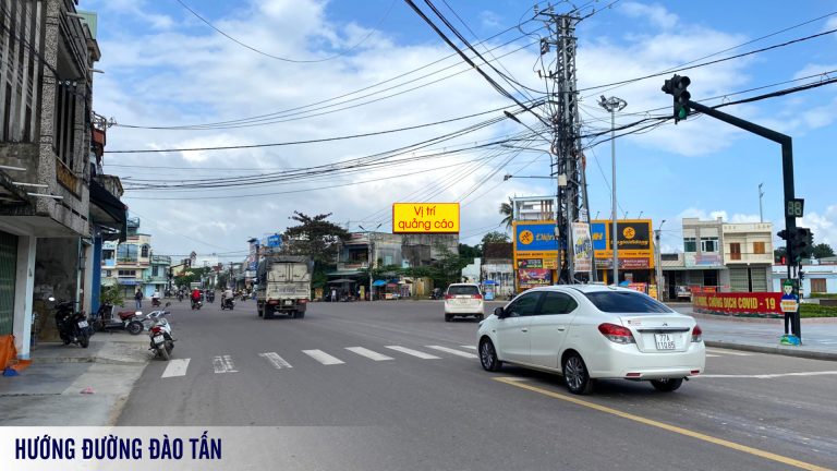 Pano Ốp Tường Tại Ngã 4 Tuy Phước – Đường Nguyễn Huệ – Huyện Tuy Phước – Tỉnh Bình Định (Vị Trí 1)